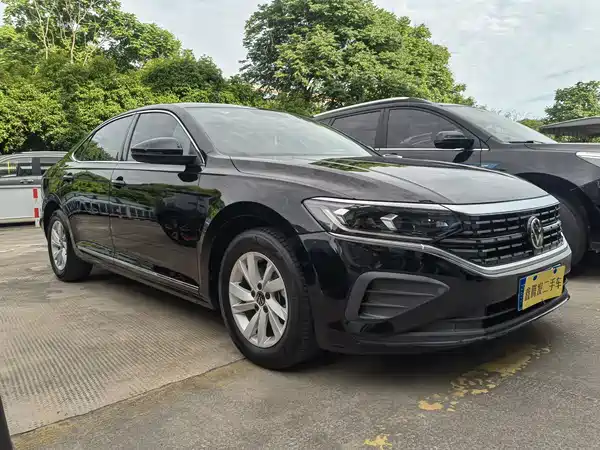Volkswagen Passat 2024
