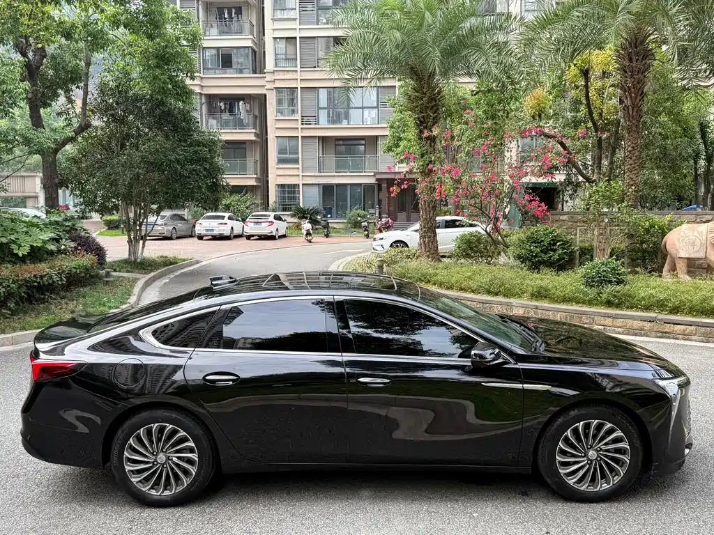 Buick LaCrosse 2024 — фото 23