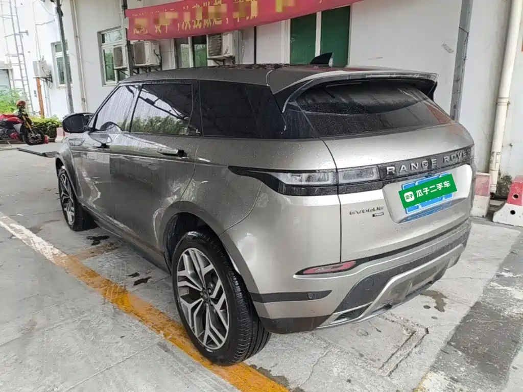 Land Rover Evoque 2022 — фото 5