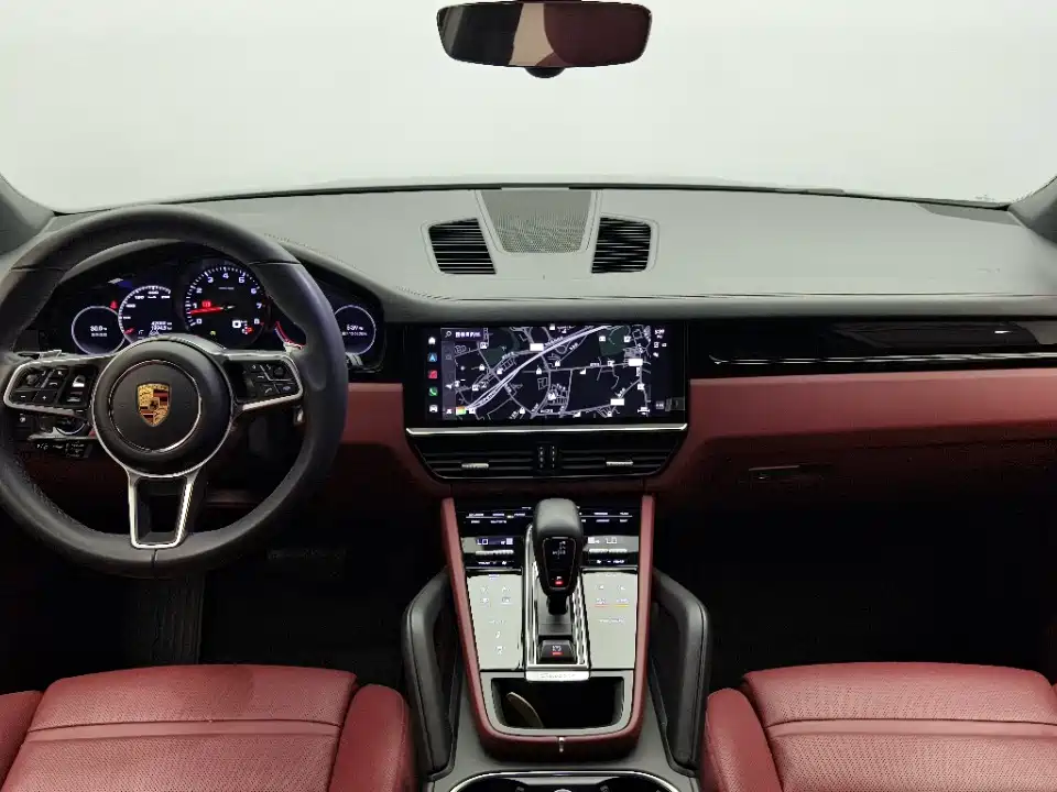 Porsche Cayenne 2023 — фото 10