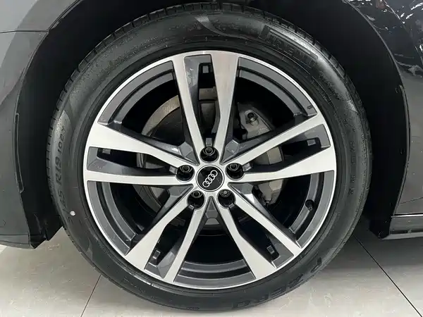 Audi A6L 2024