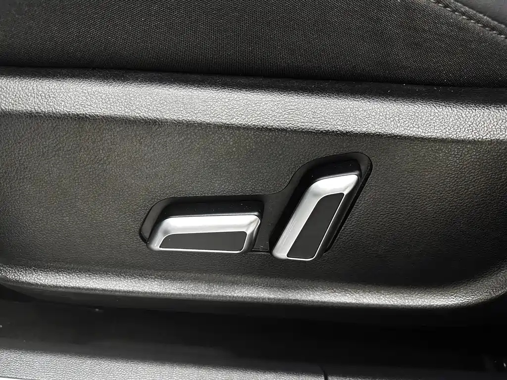 Haval H6 2023 — фото 17