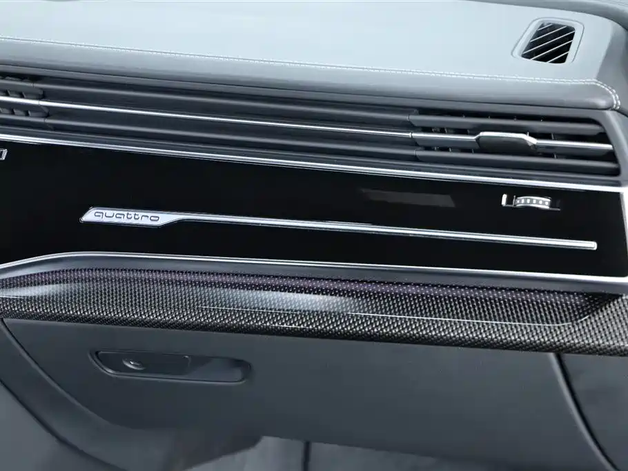 Audi SQ7 2024 — фото 22