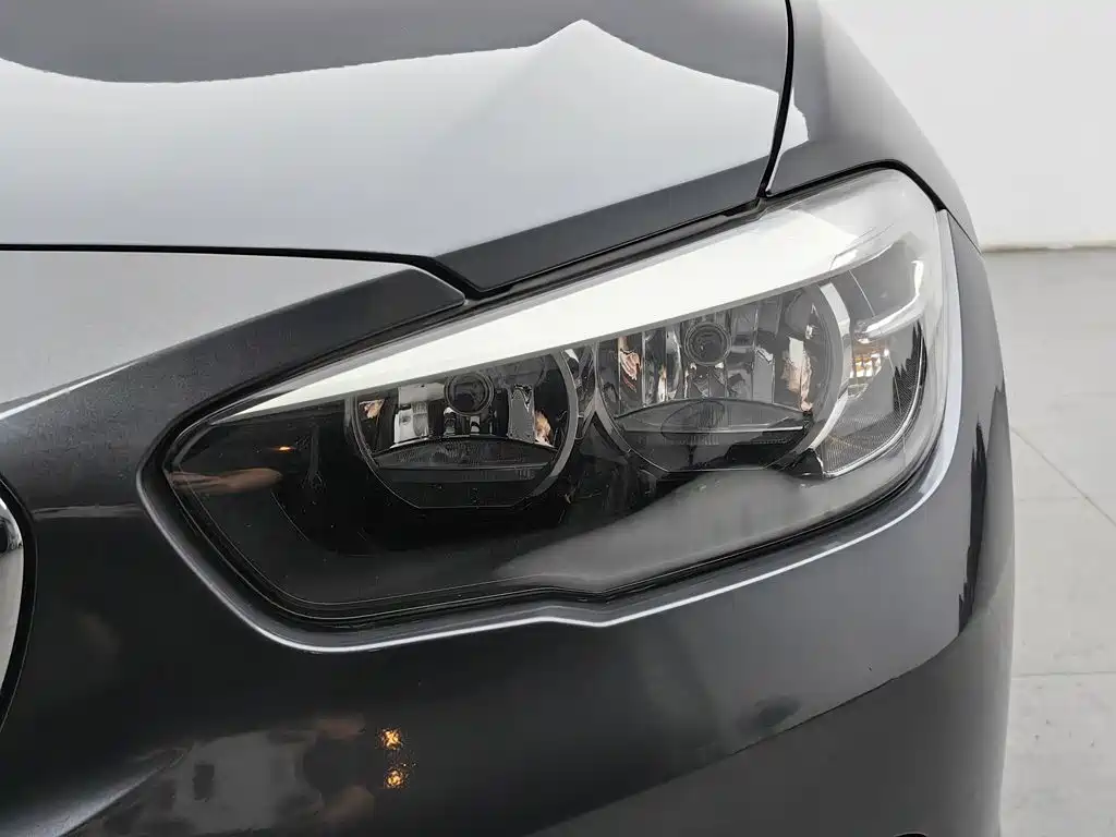 BMW 1 Series 2019