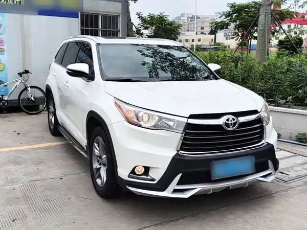 Toyota Highlander 2015