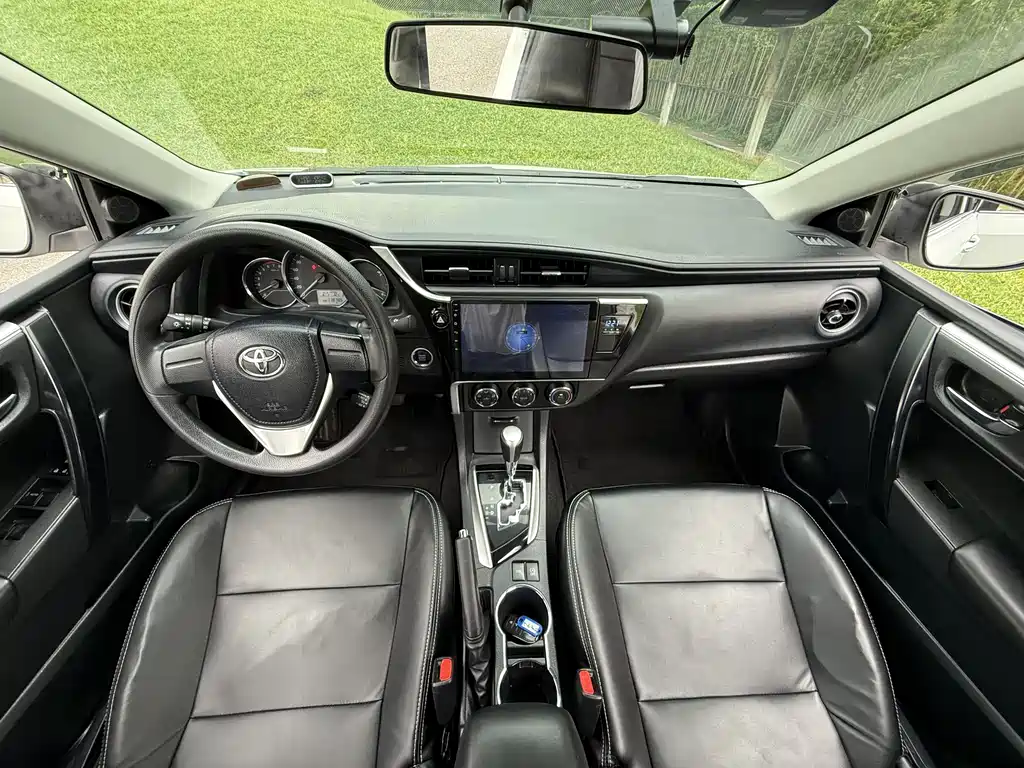 Toyota Corolla 2019 — фото 14