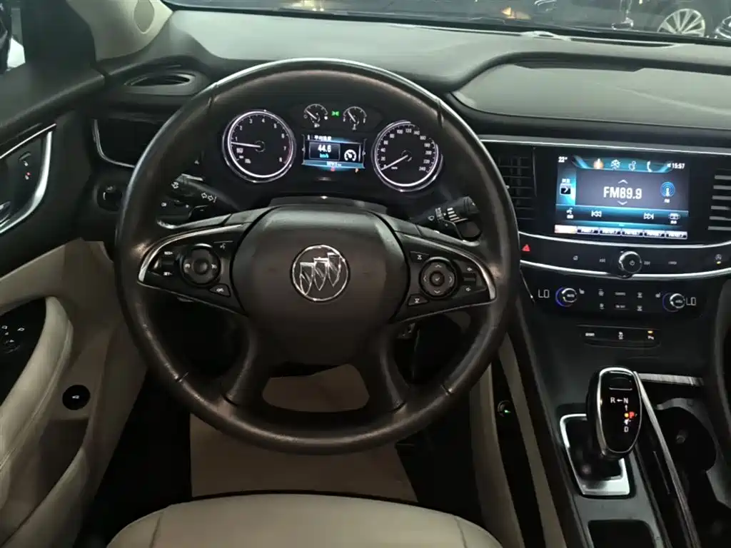 Buick LaCrosse 2016 — фото 11