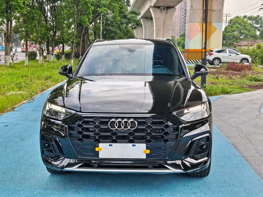 Audi Q5L 2023 — фото 2