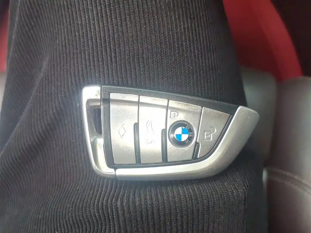 BMW 7 Series 2018 — фото 9