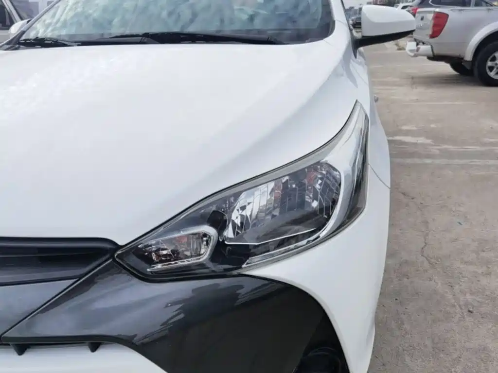 Toyota Yaris L 2019 — фото 18