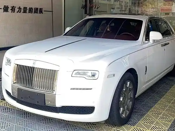 Rolls-Royce Ghost 2015
