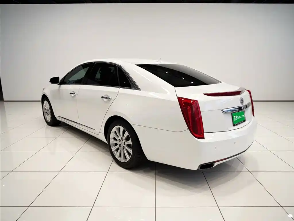 Cadillac XTS 2014 — фото 5