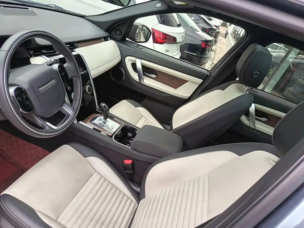 Land Rover Discovery Sport 2021 — фото 15