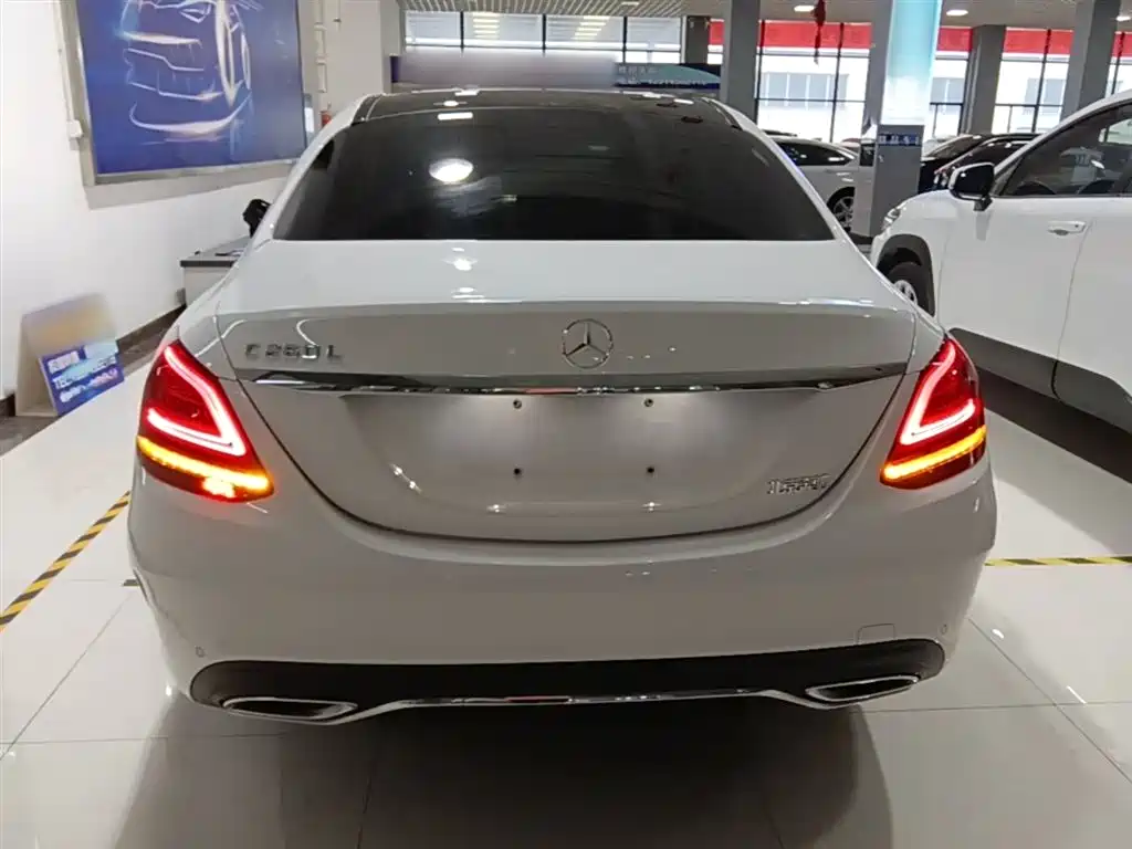 Mercedes-Benz C-Class 2020 — фото 6