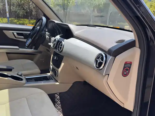 Mercedes-Benz GLK-Class 2015