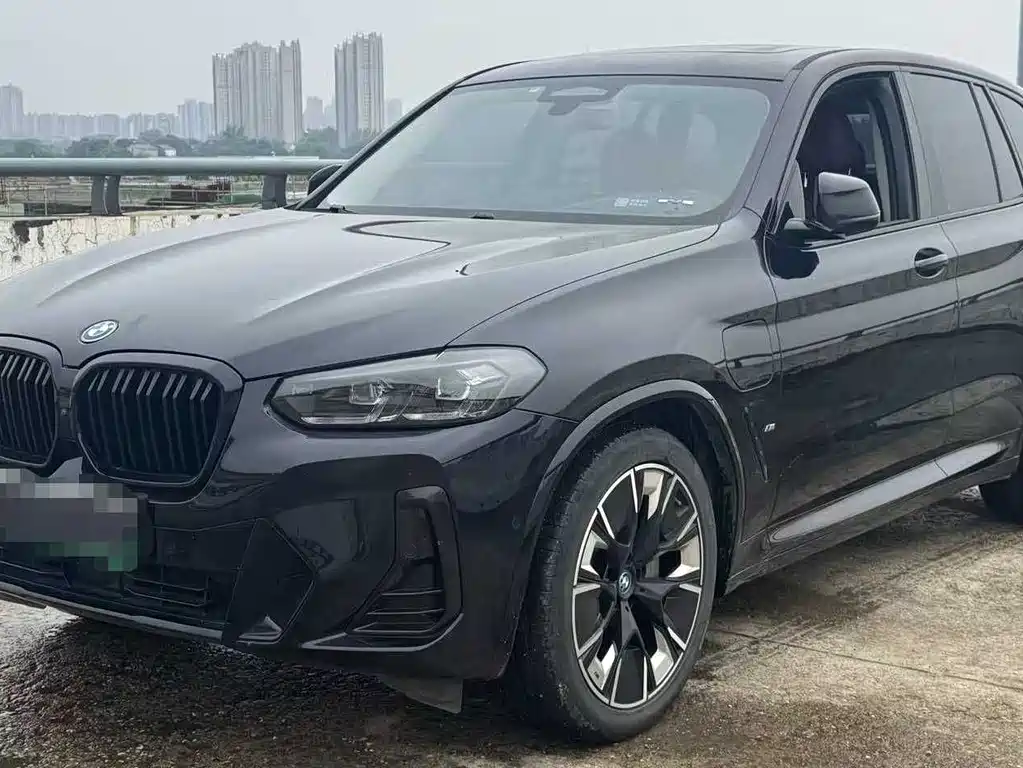 BMW iX3 2023 — фото 1