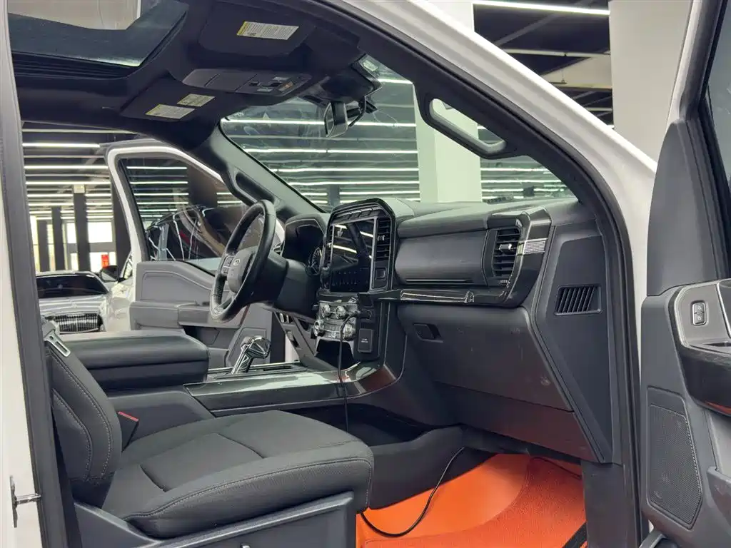 Ford F-150 Raptor 2023 — фото 10