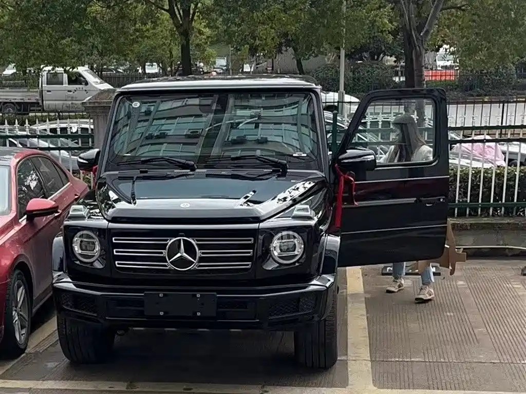 Mercedes-Benz G-Class 2023 — фото 2