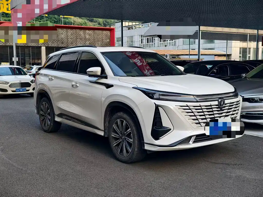 Changan CS75 PLUS 2023 — фото 3