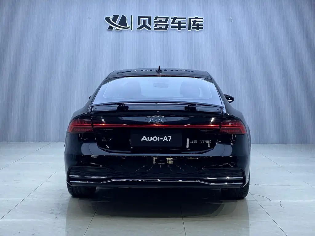 Audi A7 2023 — фото 14