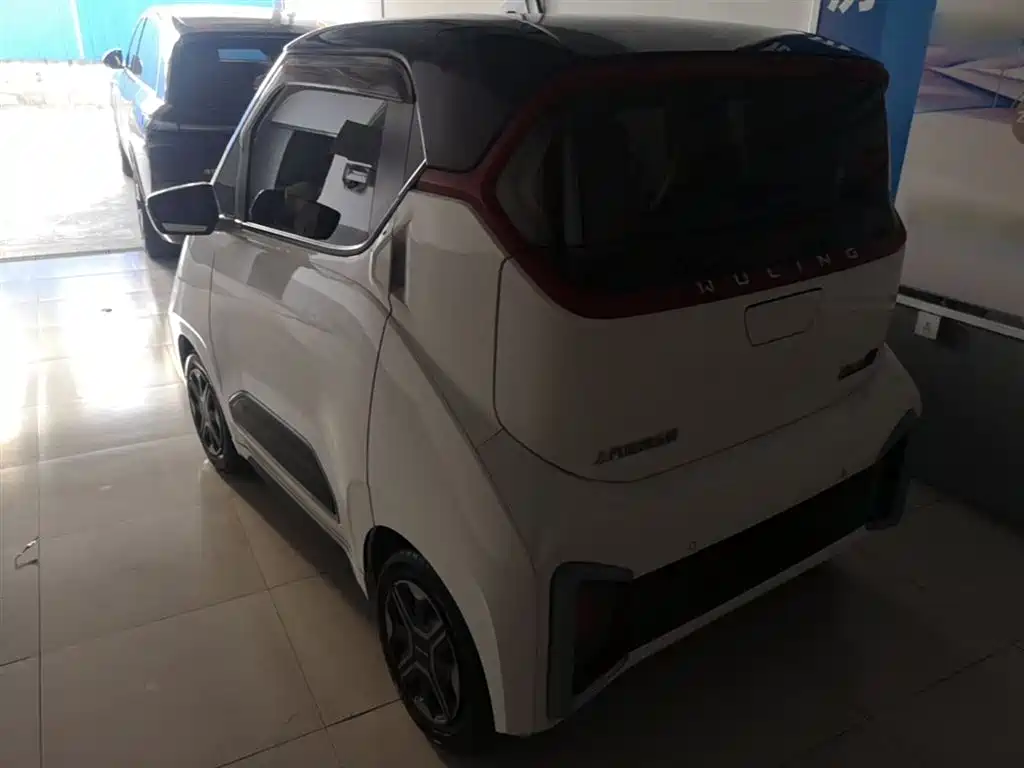 Wuling Nano EV 2022 — фото 5