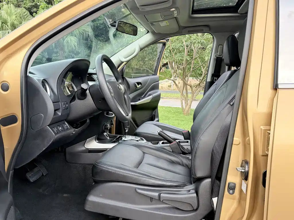 Nissan Terra 2018