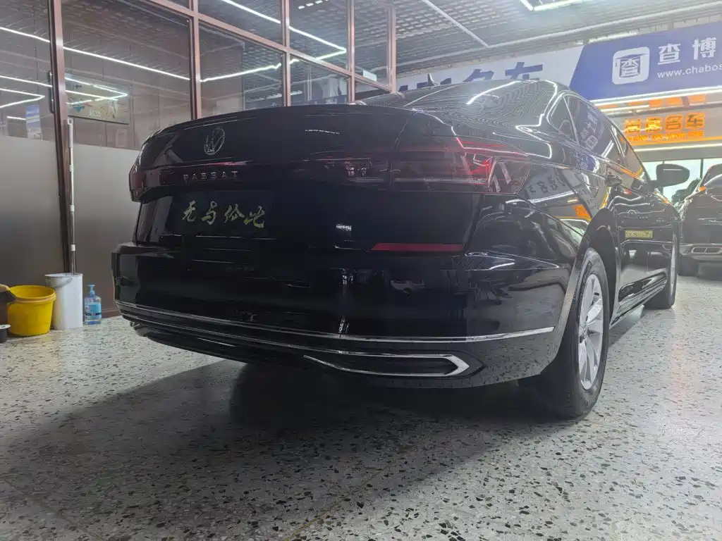 Volkswagen Passat 2023