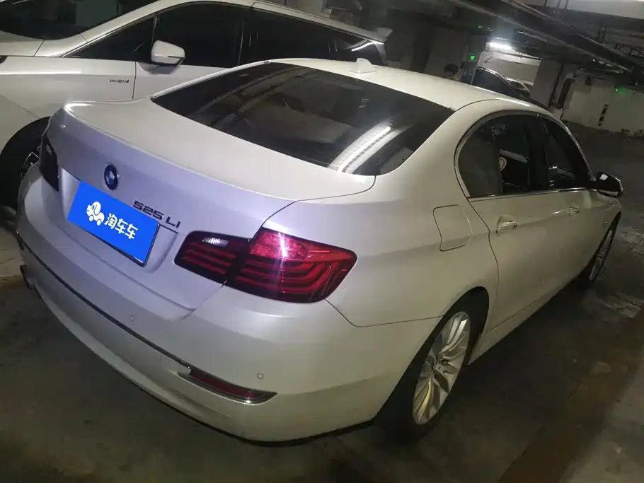 BMW 5 Series 2015