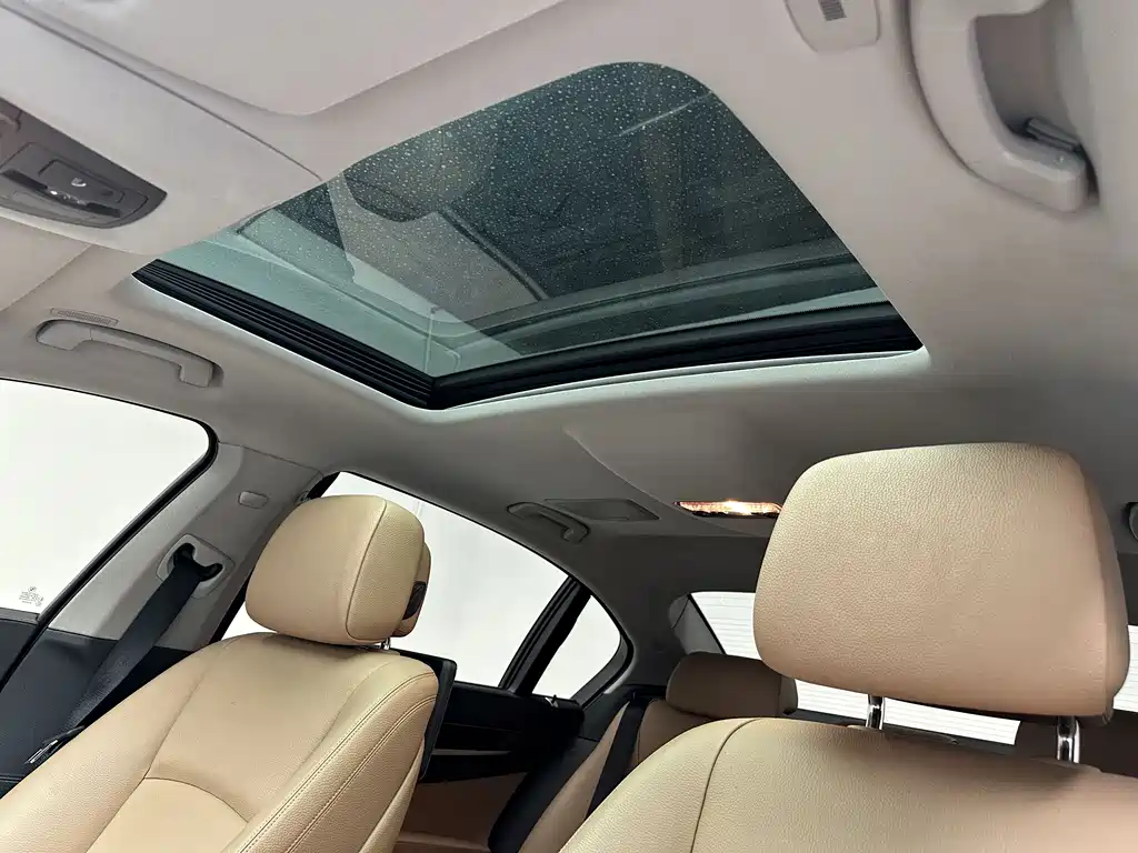 BMW 7 Series 2014 — фото 14