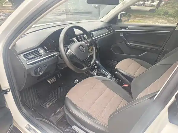 Volkswagen C-TREK Weiling 2019