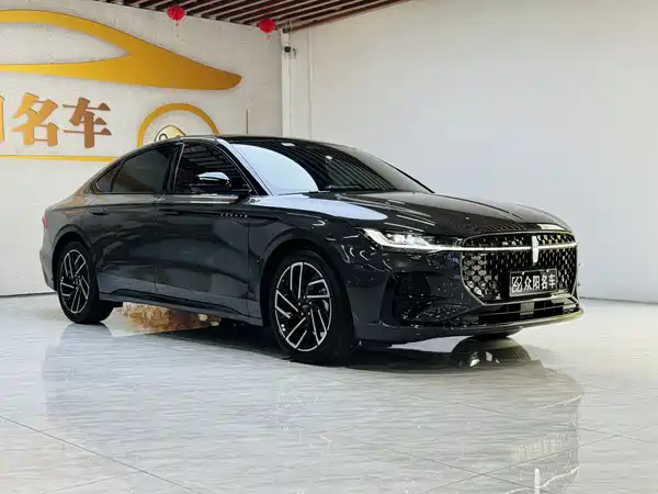 Lincoln Z 2023