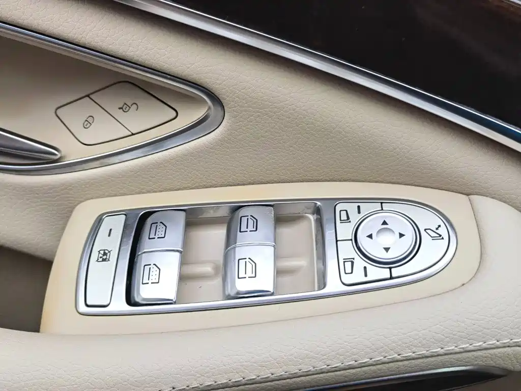 Mercedes-Benz S-Class 2018 — фото 41