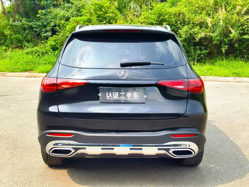 Mercedes-Benz GLC 2023