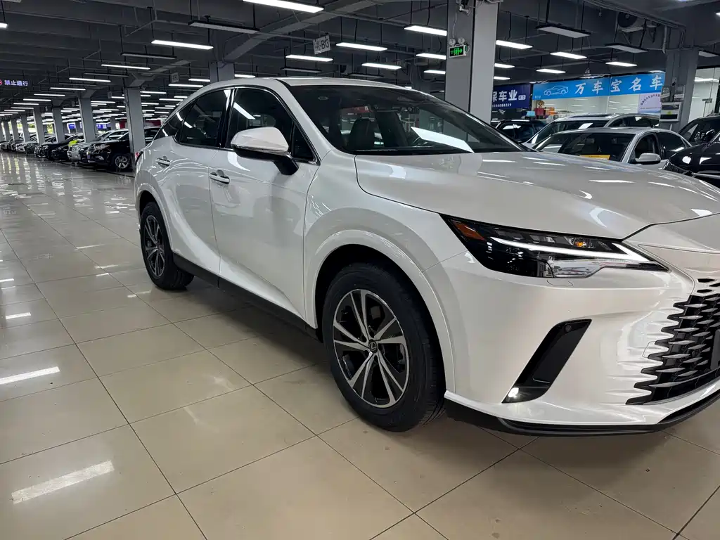 Lexus RX 2026
