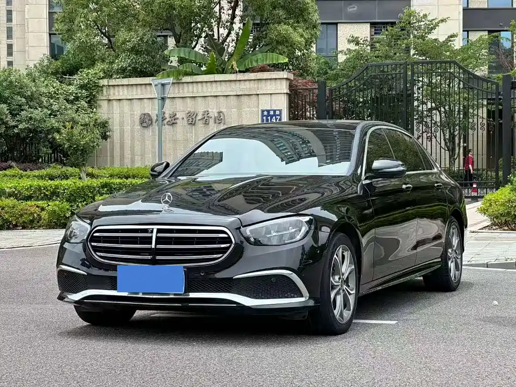 Mercedes-Benz E-Class 2021 — фото 1
