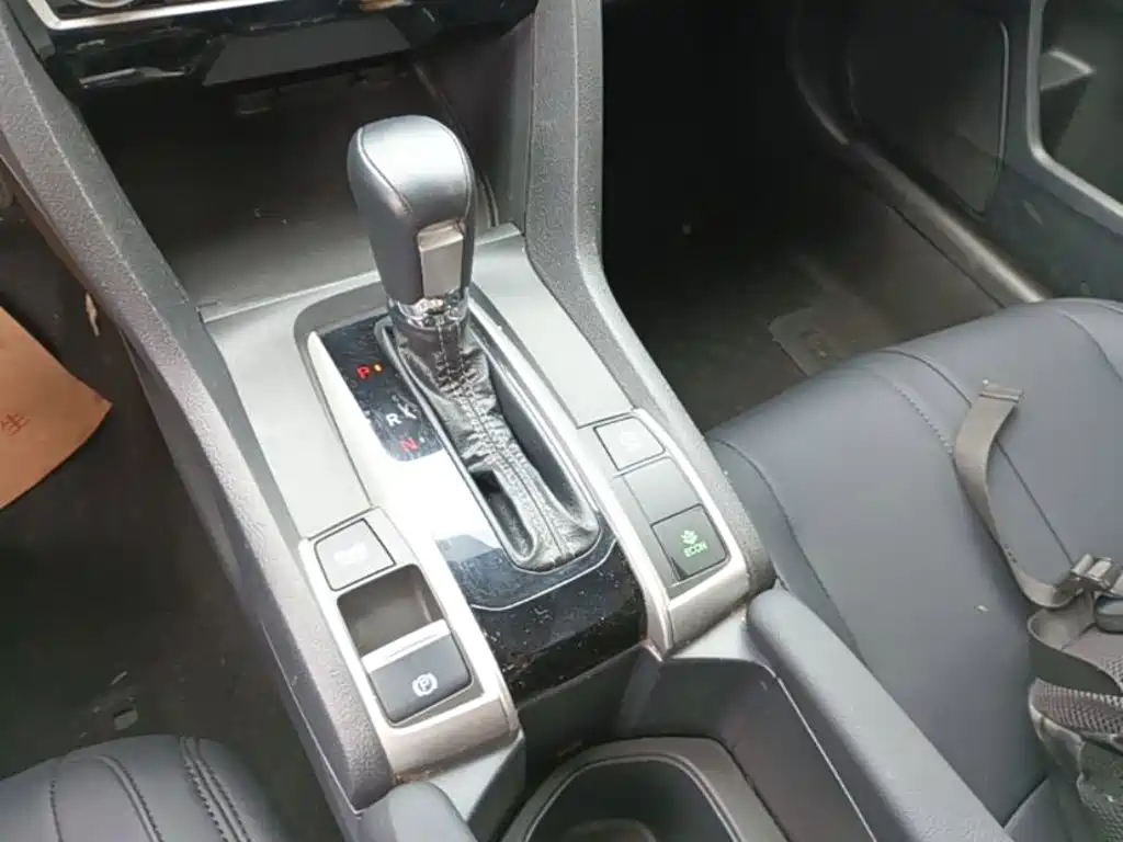 Honda Civic 2021 — фото 14