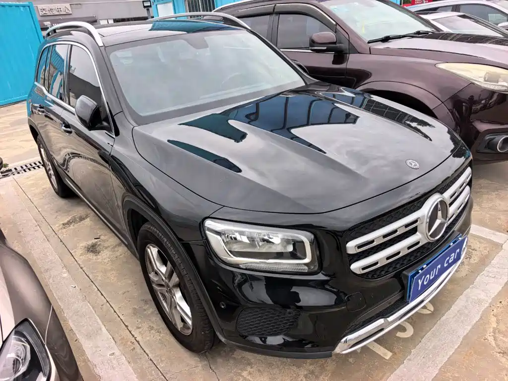 Mercedes-Benz GLB 2021
