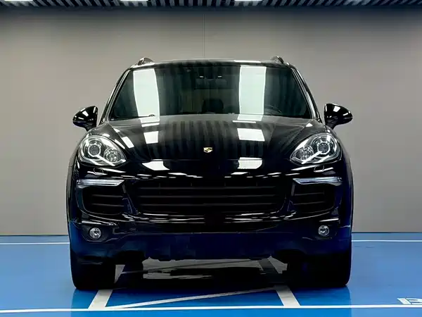 Porsche Cayenne 2016