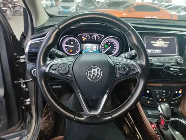 Buick Envision Plus 2018