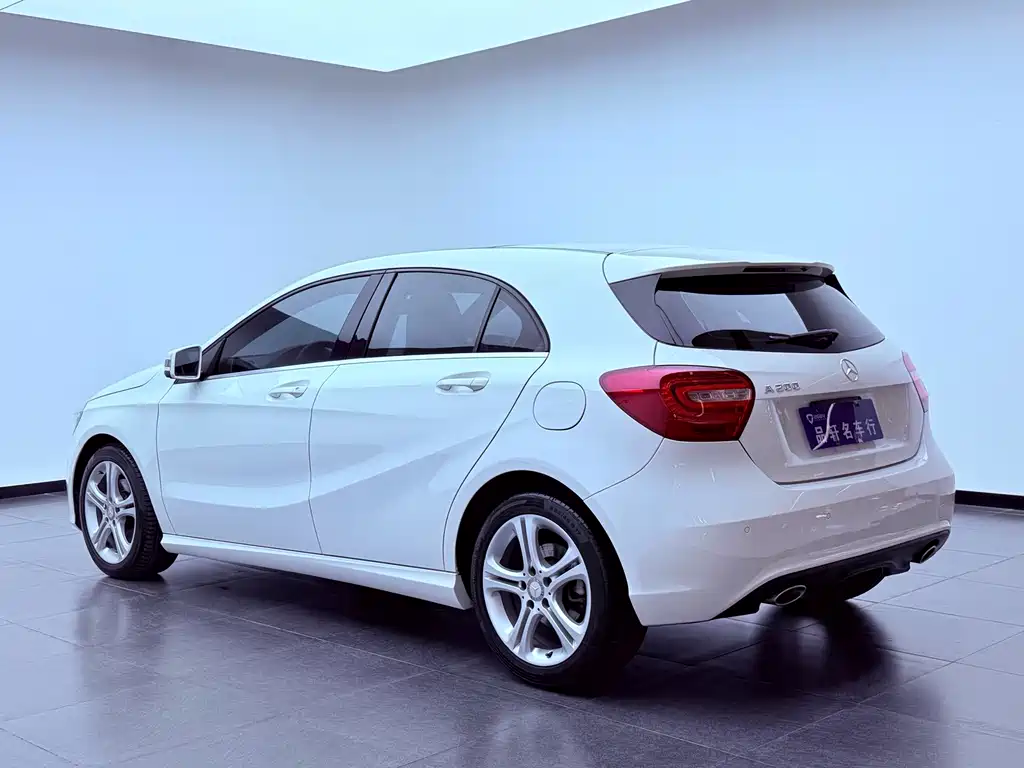 Mercedes-Benz A-Class 2014