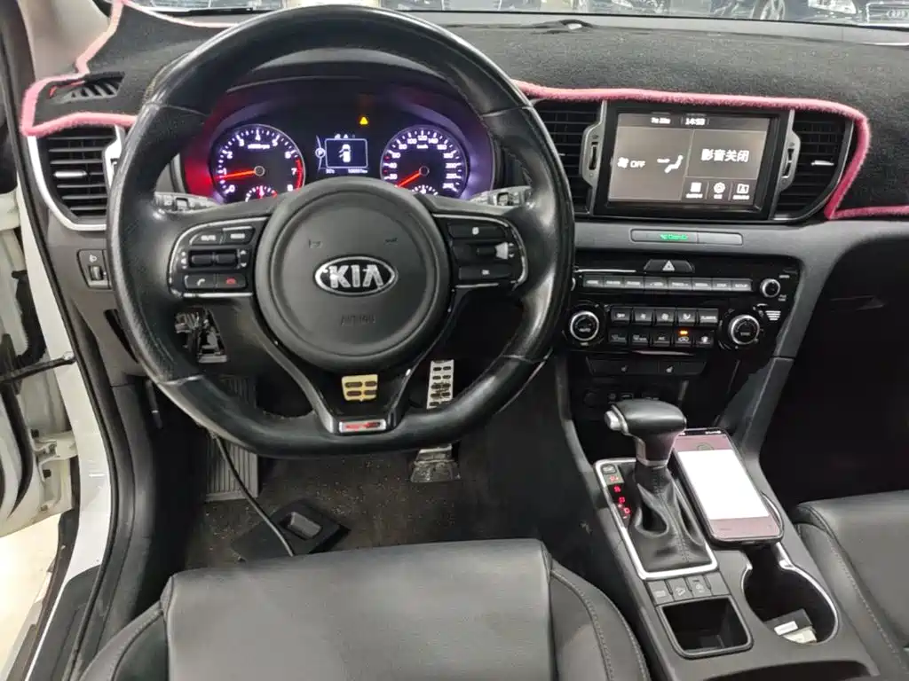 Kia KX5 2017 — фото 10