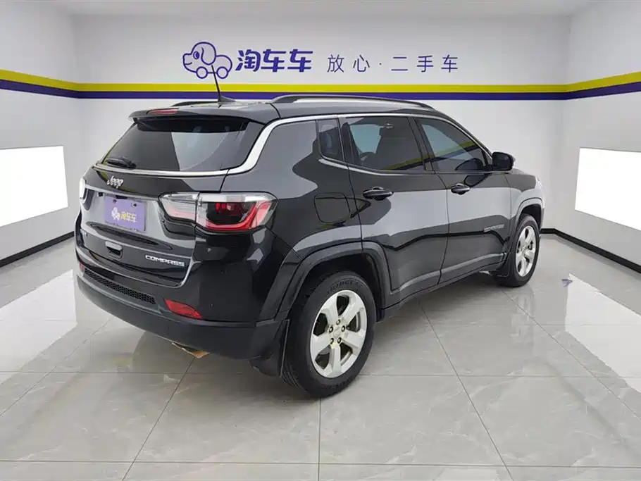 Jeep Compass 2020 — фото 3