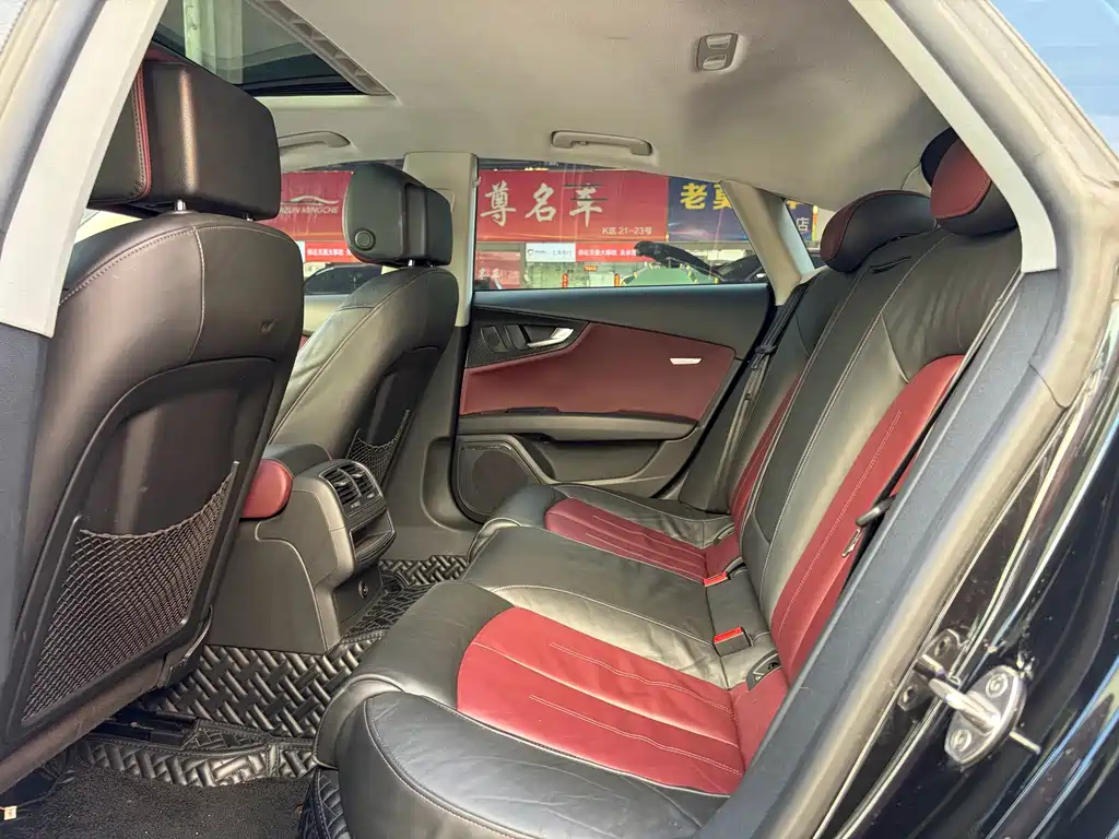 Audi A7 2015 — фото 9