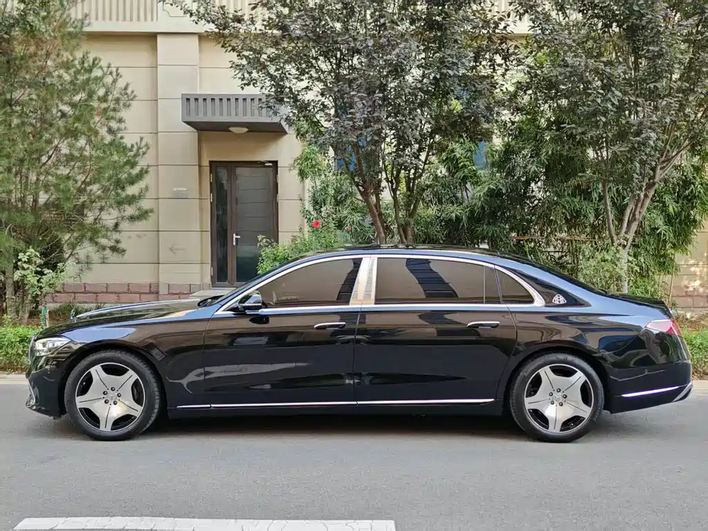 Mercedes-Benz S-Class 2023 — фото 3