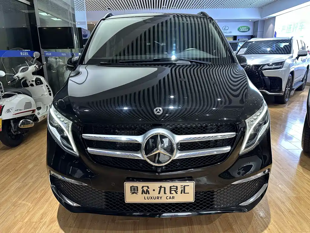 Mercedes-Benz V-Class 2020 — фото 2
