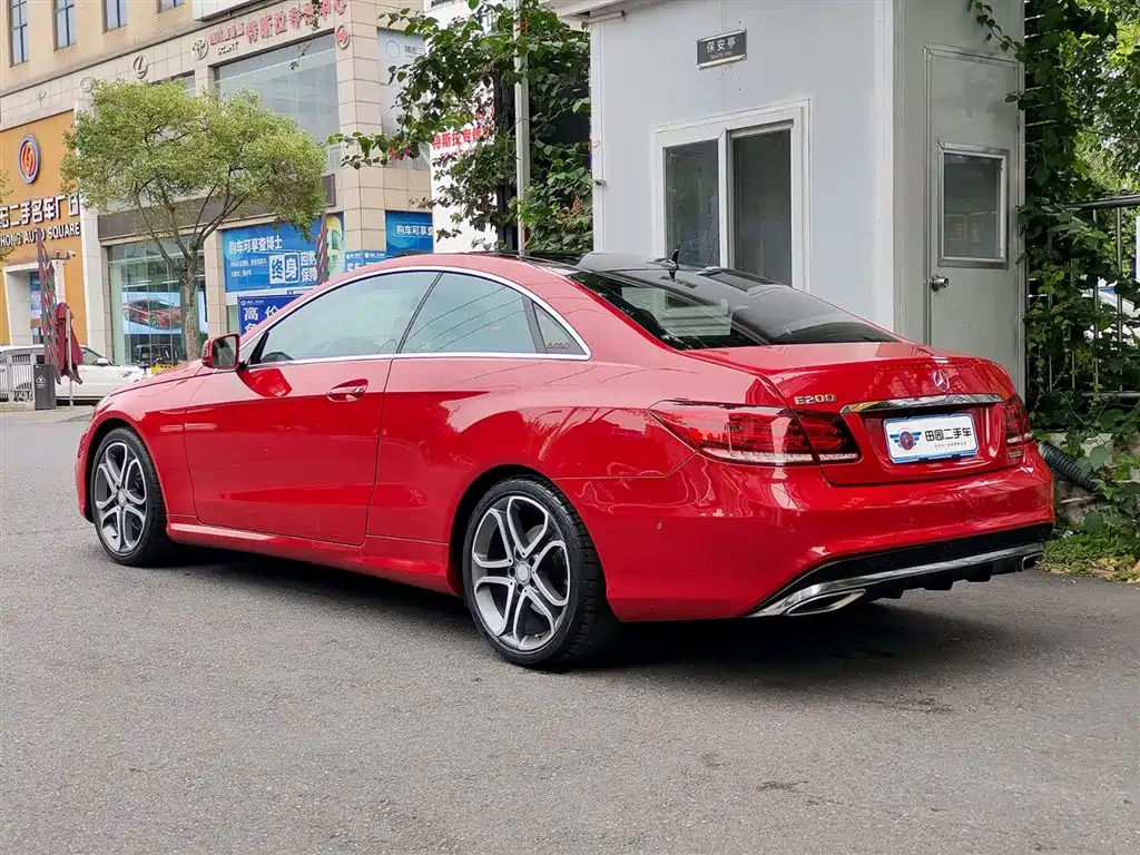 Mercedes-Benz E-Class 2016