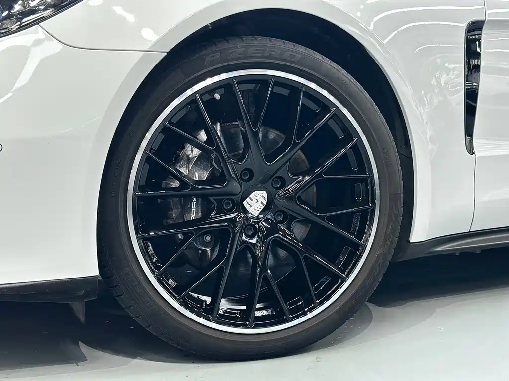 Porsche Panamera 2021 — фото 27