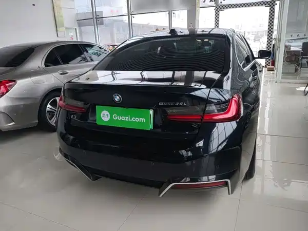 BMW i3 2024