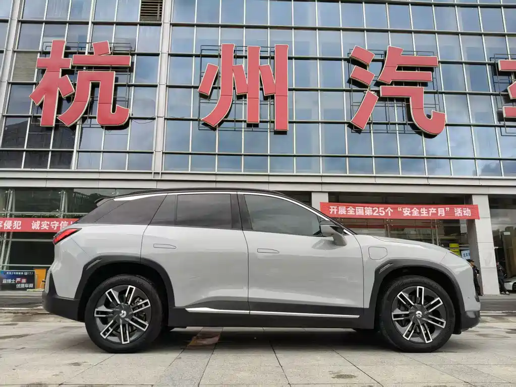 NIO ES6 2022