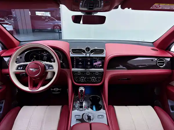 Bentley Bentayga 2021